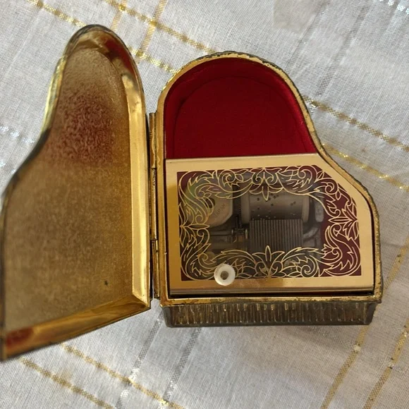 Floral music Trinket Box with Gold Accents - Picture 2 of 3
